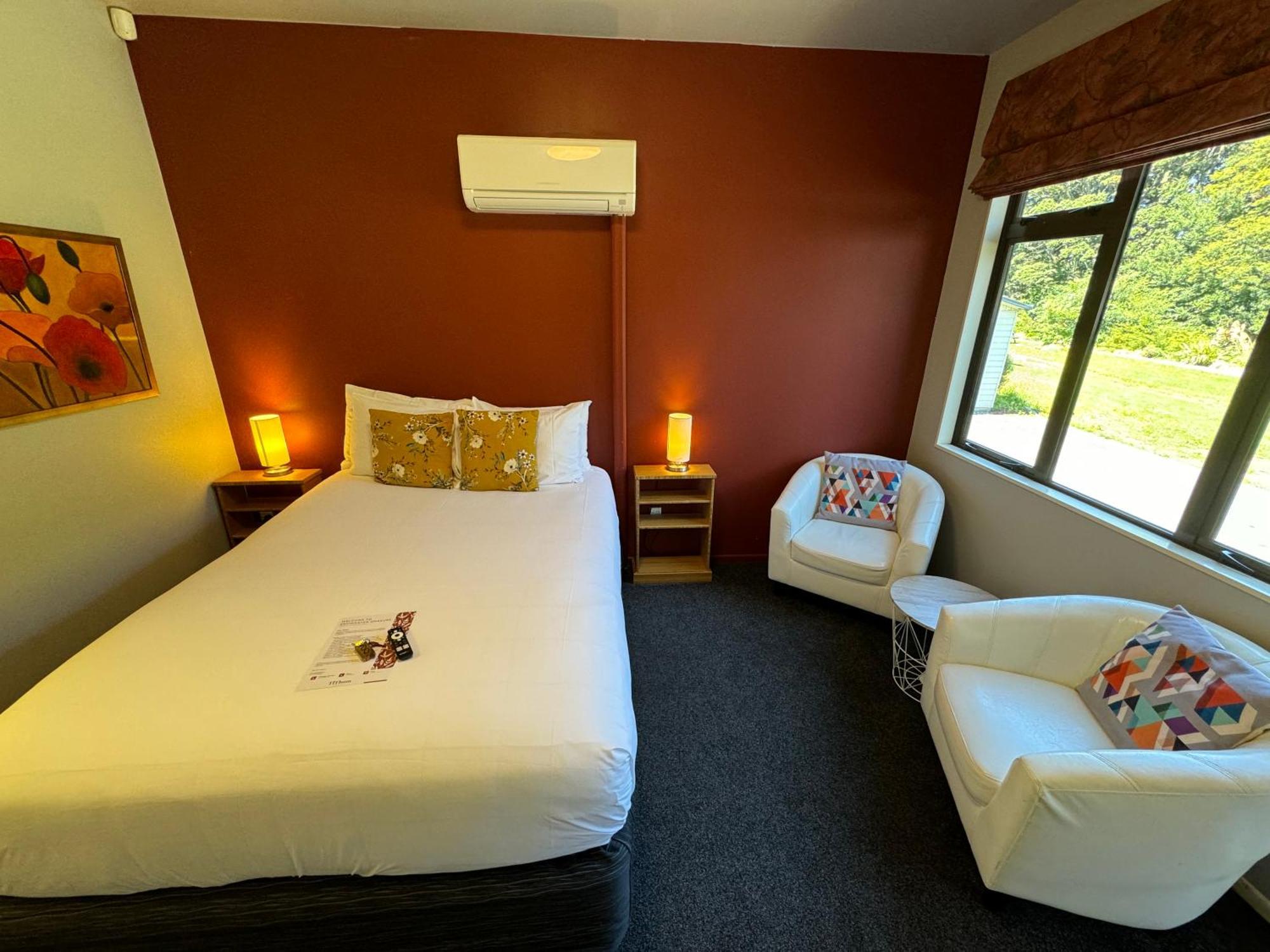 Snowhaven Motel Охакун Екстериор снимка